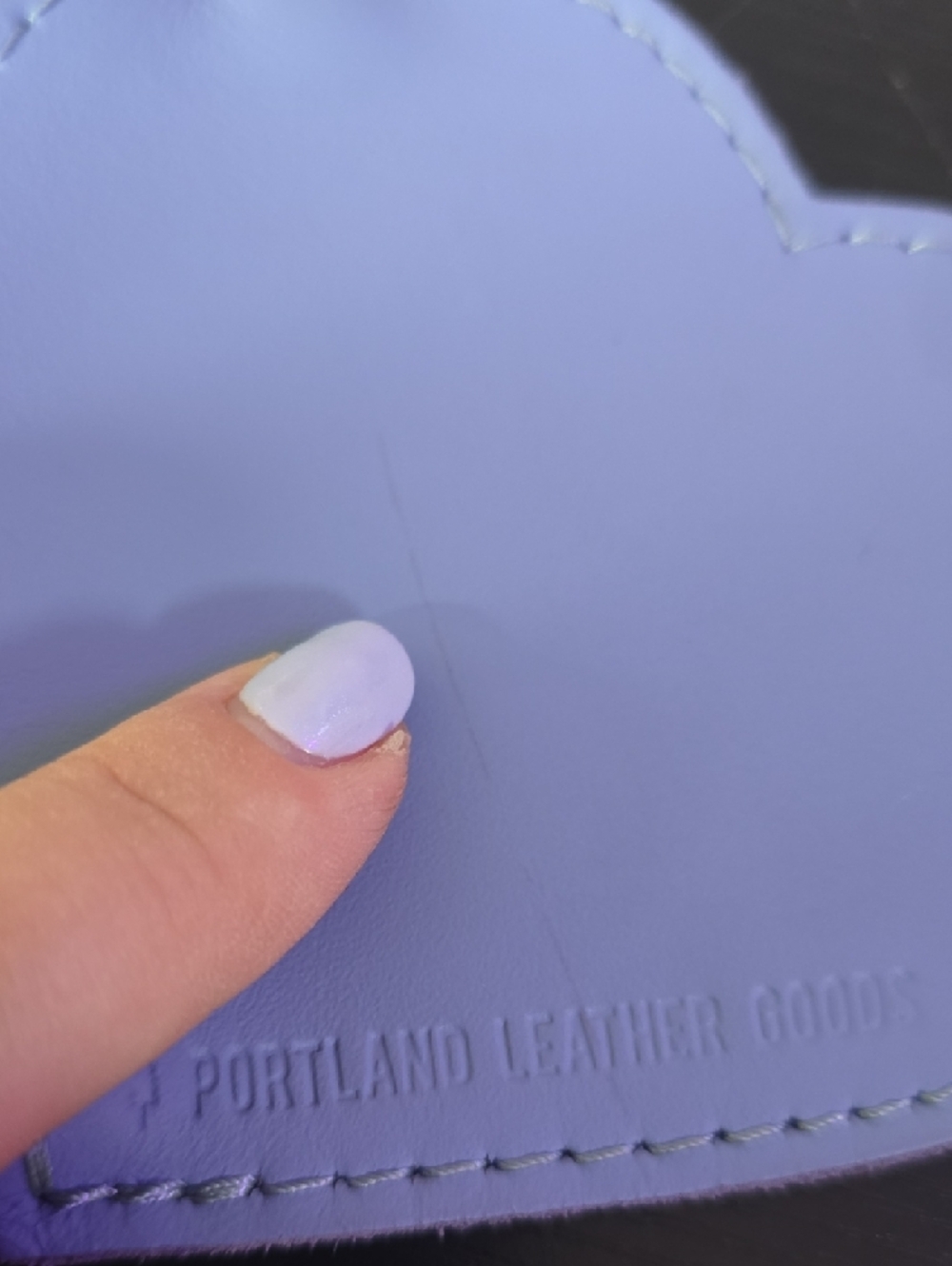 Portland Leather Lavender Heart Coin Pouch with Gold Stitching - Picture 3 of 5